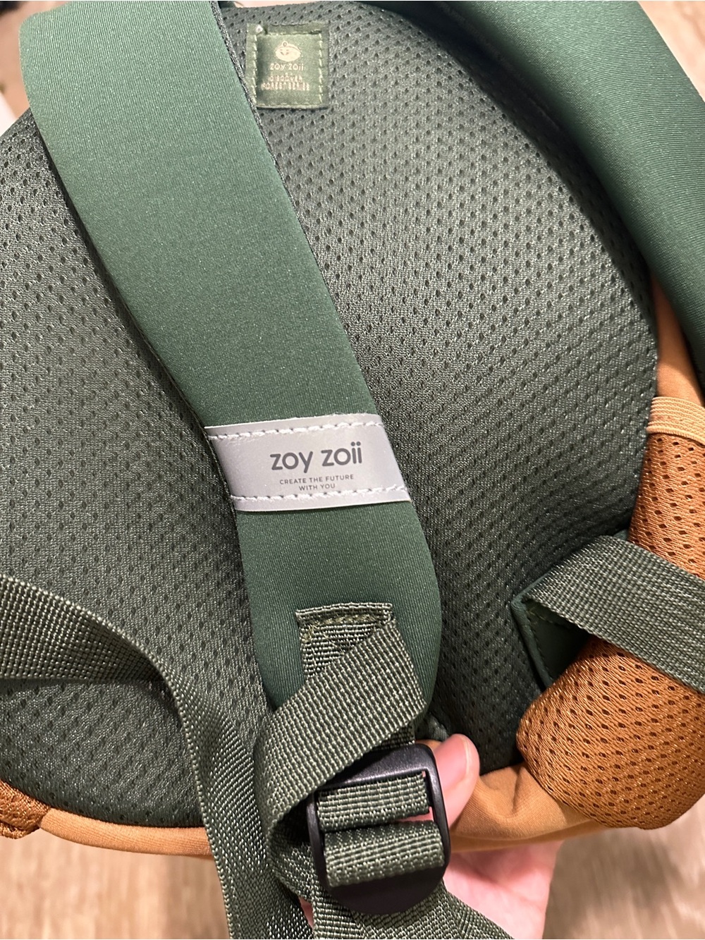 Zoy Zoii Kids Green Apple Backpack - Picture 3 of 4